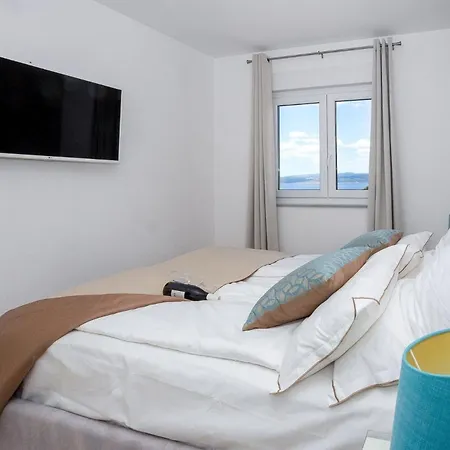 With A Parking Space Promajna, Makarska - 22264 Apartment *