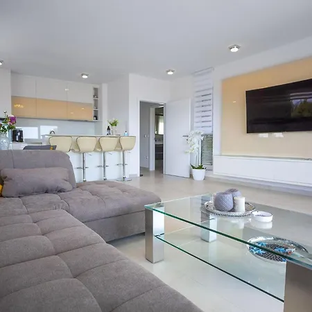 With A Parking Space Promajna, Makarska - 22264 Apartment
