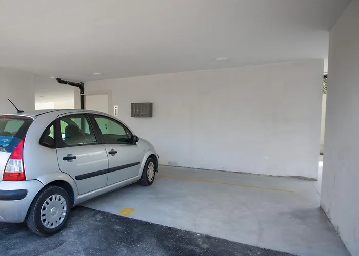 With Parking Space Promajna, Makarska - 22264 *